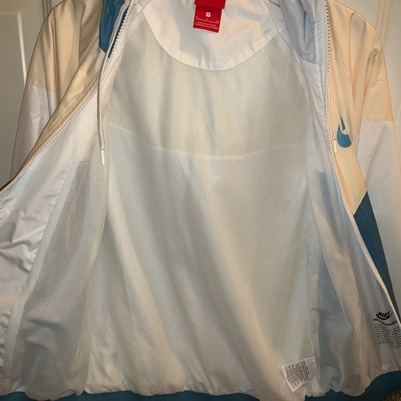 SOLD - Picture 4 of 5